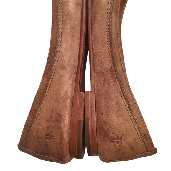 Frye Carson Ballet Flats Brown Tan Distressed Leather Slip-ons Size: 7.5B - Picture 9 of 13